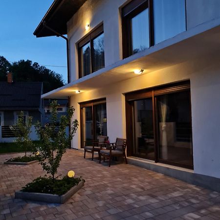 Ferienwohnung Old Town Road Karlovac Exterior foto